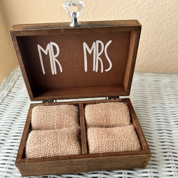 Wooden Ring Box - Picture 3 of 4